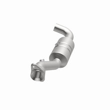 Load image into Gallery viewer, MagnaFlow Direct Fit Catalytic Converter 2017 F-150 3.5 OEM Underbody