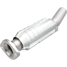 Load image into Gallery viewer, MagnaFlow Direct Fit Catalytic Converter 06-10 Toyota Rav4 3.5L