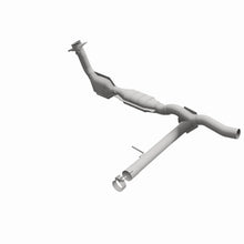 Load image into Gallery viewer, MagnaFlow DF Catalytic Conv 04-06 Ford F-150 Pickup 5.4L 4WD (Exc Heritage Edition) P/S (49 State)