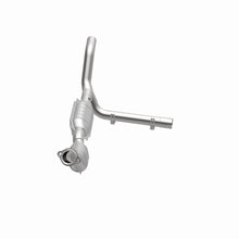 Load image into Gallery viewer, MagnaFlow Direct Fit Catalytic Converter 97-98 Ford F-150 4.6L