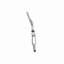 Load image into Gallery viewer, MagnaFlow Direct Fit Catalytic Converter 01-02 GM 2500 Passenger Side 6.0L
