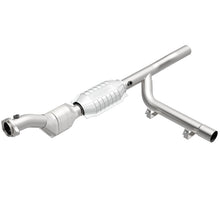 Load image into Gallery viewer, MagnaFlow Direct Fit Catalytic Converter 97-98 Ford Trucks 4.6L