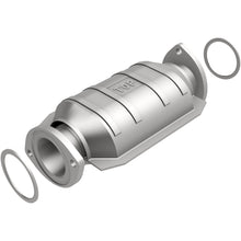 Load image into Gallery viewer, MagnaFlow Direct Fit Catalytic Converter 95-97 Toyota Land Cruiser 4.5L