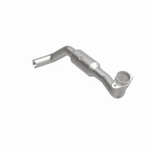 Load image into Gallery viewer, MagnaFlow DF Cat. Conv 07-08 Ford F-150 Pickup 5.4L D/S / 12/06-08 Lincoln Truck Mark LT 5.4L D/S