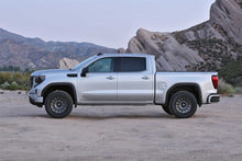 Load image into Gallery viewer, Fabtech 22-23 GM C/K 1500 3in Lift Budget System w/ Dirt Logic 2.5 Resivoir Coilovers