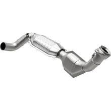 Load image into Gallery viewer, MagnaFlow Direct Fit Catalytic Converter 01-02 Ford F-150 5.4L