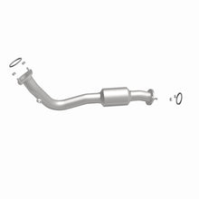 Load image into Gallery viewer, MagnaFlow Direct Fit Catalytic Converter 13-15 RAV4 2.5 Underbody