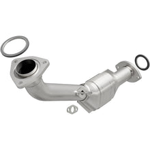Load image into Gallery viewer, MagnaFlow Direct Fit Catalytic Converter 02-04 Tacoma 2.4L Front