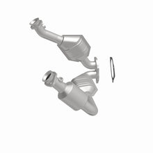 Load image into Gallery viewer, MagnaFlow Direct Fit Catalytic Converter 03 Ranger/BSer 3.0 frnt 50S