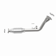 Load image into Gallery viewer, MagnaFlow Direct Fit Catalytic Converter 96-00 Toyota 4 Runner 2.7