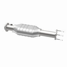 Load image into Gallery viewer, MagnaFlow Direct Fit Catalytic Converter 00-04 Jeep Wrangler Rear