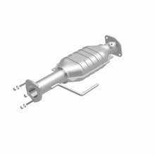 Load image into Gallery viewer, MagnaFlow Direct Fit Catalytic Converter 00-04 Jeep Wrangler Rear