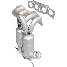 Load image into Gallery viewer, MagnaFlow Direct Fit Catalytic Converter 01-03 Toyota RAV4 2.0L