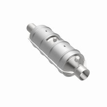 Load image into Gallery viewer, MagnaFlow DF Catalytic Conv 00-05 Ford Excursion / 99-04 F-250 SD / 99-04 F-350 SD (California)