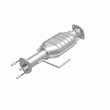 Load image into Gallery viewer, MagnaFlow Direct Fit Catalytic Converter 00-04 Jeep Wrangler Rear