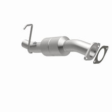 Load image into Gallery viewer, MagnaFlow Direct Fit Catalytic Converter 05 Silverado 2500HD 6.0L