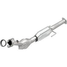 Load image into Gallery viewer, MagnaFlow Direct Fit Catalytic Converter 2007-2011 RANGER 2.3L Underbody