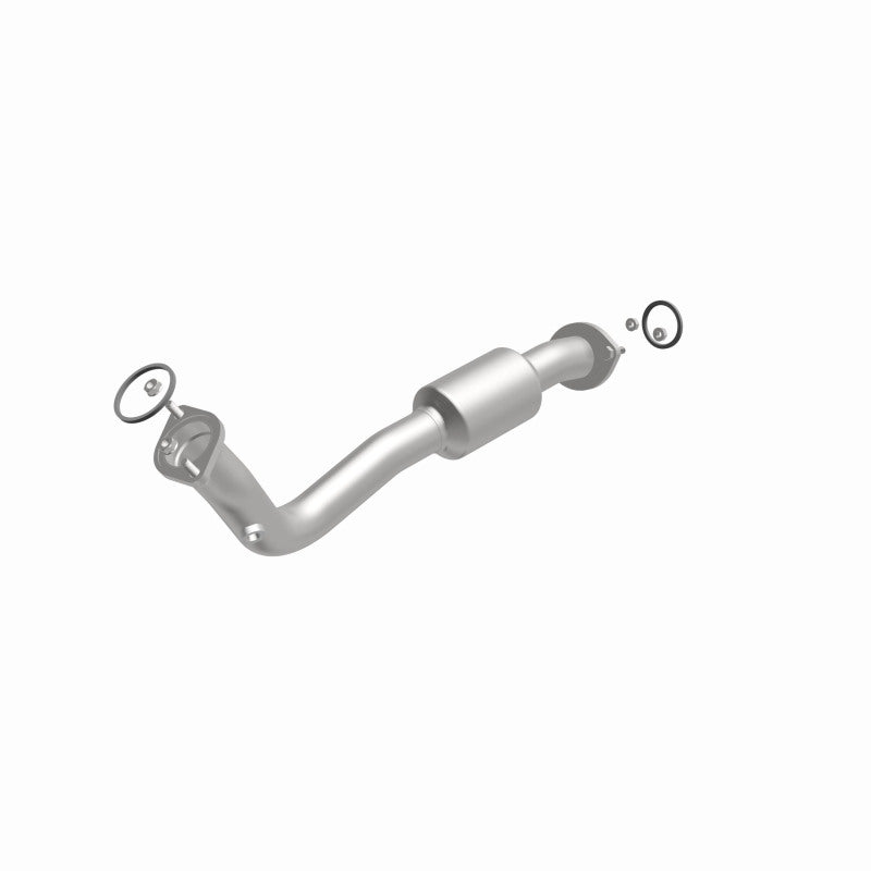 MagnaFlow Direct Fit Catalytic Converter 13-15 RAV4 2.5 Underbody