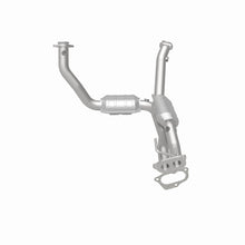 Load image into Gallery viewer, MagnaFlow Direct Fit Catalytic Converter 04 Ranger/Bser 3.0 Front 50S