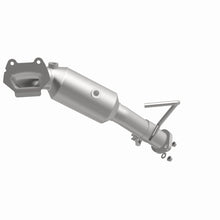 Load image into Gallery viewer, MagnaFlow Direct Fit Catalytic Converter California Grade 12-15 Jeep Wrangler V6 3.6L