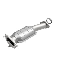 Load image into Gallery viewer, MagnaFlow Direct Fit Catalytic Converter 04 Ranger/BSer 3.0 Rear