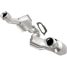 Load image into Gallery viewer, MagnaFlow Direct Fit Catalytic Converter 03 Ranger/BSer 3.0 frnt 50S