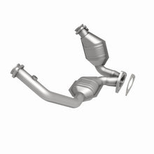 Load image into Gallery viewer, MagnaFlow Direct Fit Catalytic Converter98-00 Ranger 3.0/4.0L Fron