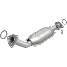 Load image into Gallery viewer, MagnaFlow Direct Fit Catalytic Converter 00-02 Toyota Tundra 4.7L