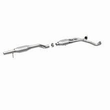 Load image into Gallery viewer, MagnaFlow DF Cat Conv 87-93 Ford Bronco 4.9L/87-95 F-150/F-250 (Non SD)/F-350 (Non SD) PU 4.9L (CA)