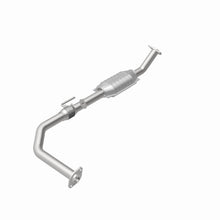 Load image into Gallery viewer, MagnaFlow Direct Fit Catalytic Converter 00-04 Toyota Tundra V8 4.7L Gas