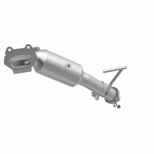 Load image into Gallery viewer, MagnaFlow Direct Fit Catalytic Converter California Grade 12-15 Jeep Wrangler V6 3.6L