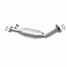 Load image into Gallery viewer, MagnaFlow Direct Fit Catalytic Converter 00-8/04 Toyota Tundra 4.7L P/S Front