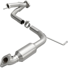 Load image into Gallery viewer, MagnaFlow Direct Fit Catalytic Converter 05-09 Toyota Tacoma 4.0L D/S Rear (49 State)