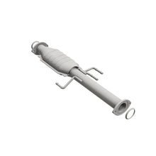 Load image into Gallery viewer, MagnaFlow Direct Fit Catalytic Converter 02-04 Tacoma 3.4L rear 50S