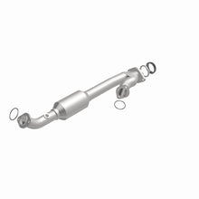 Load image into Gallery viewer, MagnaFlow Direct Fit Catalytic Converter 05-07 4-Run/FJ Passenger Side Rear