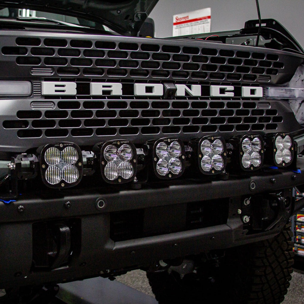 6 XL Linkable Light Bar Kit Plastic Bumper Mount 21-Up Ford Bronco Baja Designs
