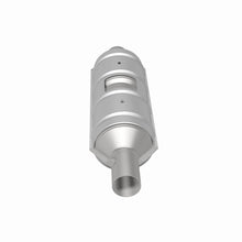 Load image into Gallery viewer, MagnaFlow Universal Catalytic Converter 97-02 Ford Truck And Vans