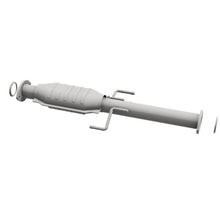 Load image into Gallery viewer, MagnaFlow Direct Fit Catalytic Converter 02-04 Tacoma 3.4L rear 50S