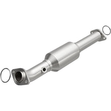 Load image into Gallery viewer, MagnaFlow Direct Fit Catalytic Converter 05-11 Toyota Tacoma 4.0L