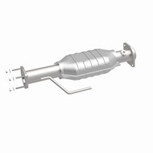Load image into Gallery viewer, MagnaFlow Direct Fit Catalytic Converter 00-04 Jeep Wrangler Rear