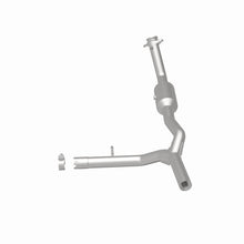 Load image into Gallery viewer, MagnaFlow DF Cat. Conv 07-08 Ford F-150 Pickup 5.4L P/S / 12/06-08 Lincoln Truck Mark LT 5.4L P/S