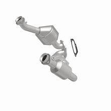 Load image into Gallery viewer, MagnaFlow Direct Fit Catalytic Converter 03 Ranger/BSer 3.0 frnt 50S