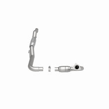 Load image into Gallery viewer, MagnaFlow Direct Fit Catalytic Converter GM 01-02 2500 Driver Side 6.0L