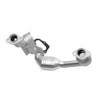 Load image into Gallery viewer, MagnaFlow Direct Fit Catalytic Converter 03 Ranger/BSer 3.0 frnt 50S