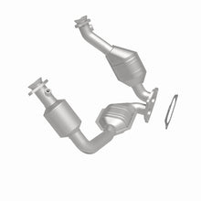 Load image into Gallery viewer, MagnaFlow Direct Fit Catalytic Converter 03 Ranger/BSer 3.0 frnt 50S