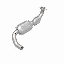 Load image into Gallery viewer, MagnaFlow Direct Fit Catalytic Converter 01-04 Ford F-150 Pickup 5.4L 4WD 4R100 Trans D/S (49 State)