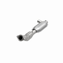 Load image into Gallery viewer, MagnaFlow Direct Fit Catalytic Converter 97-98 Ford Trucks 4.6L
