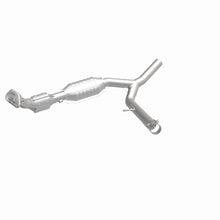 Load image into Gallery viewer, MagnaFlow Direct Fit Catalytic Converter 04-06 F-150 5.4 2WD P/S 49S