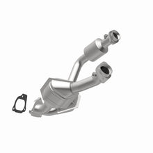 Load image into Gallery viewer, MagnaFlow Direct Fit Catalytic Converter 03 Ranger/BSer 3.0 frnt 50S
