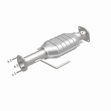 Load image into Gallery viewer, MagnaFlow Direct Fit Catalytic Converter 00-04 Jeep Wrangler Rear